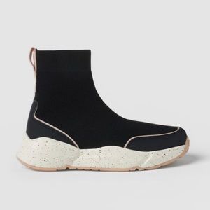 NWT Zara sock style sneakers